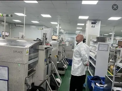2025 Anthony visit&oacute; la f&aacute;brica de PCBA: profundizar la cooperaci&oacute;n